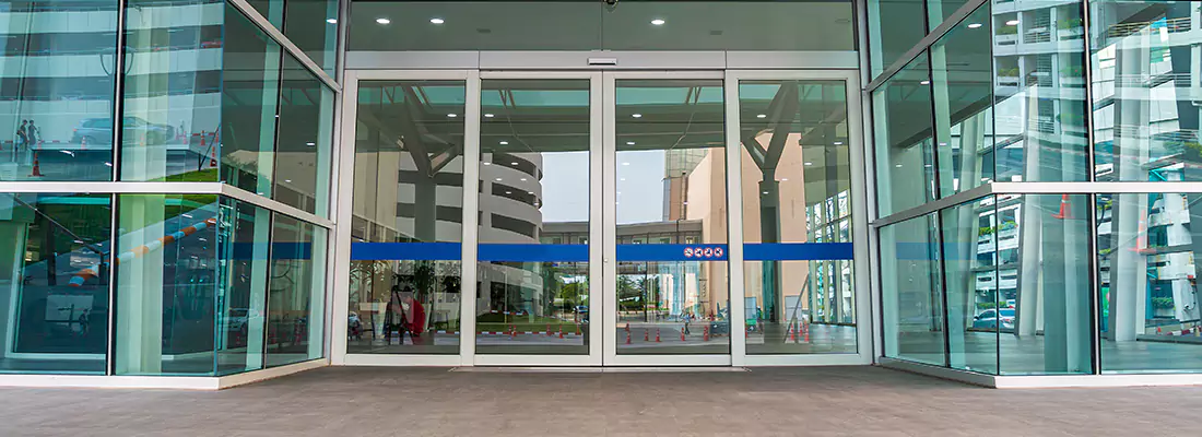 Automatic Glass Door Lock in Heward Point, ON